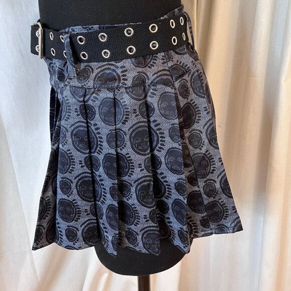 Patrick Church Men's Mini Skirt - Picture 4 of 5